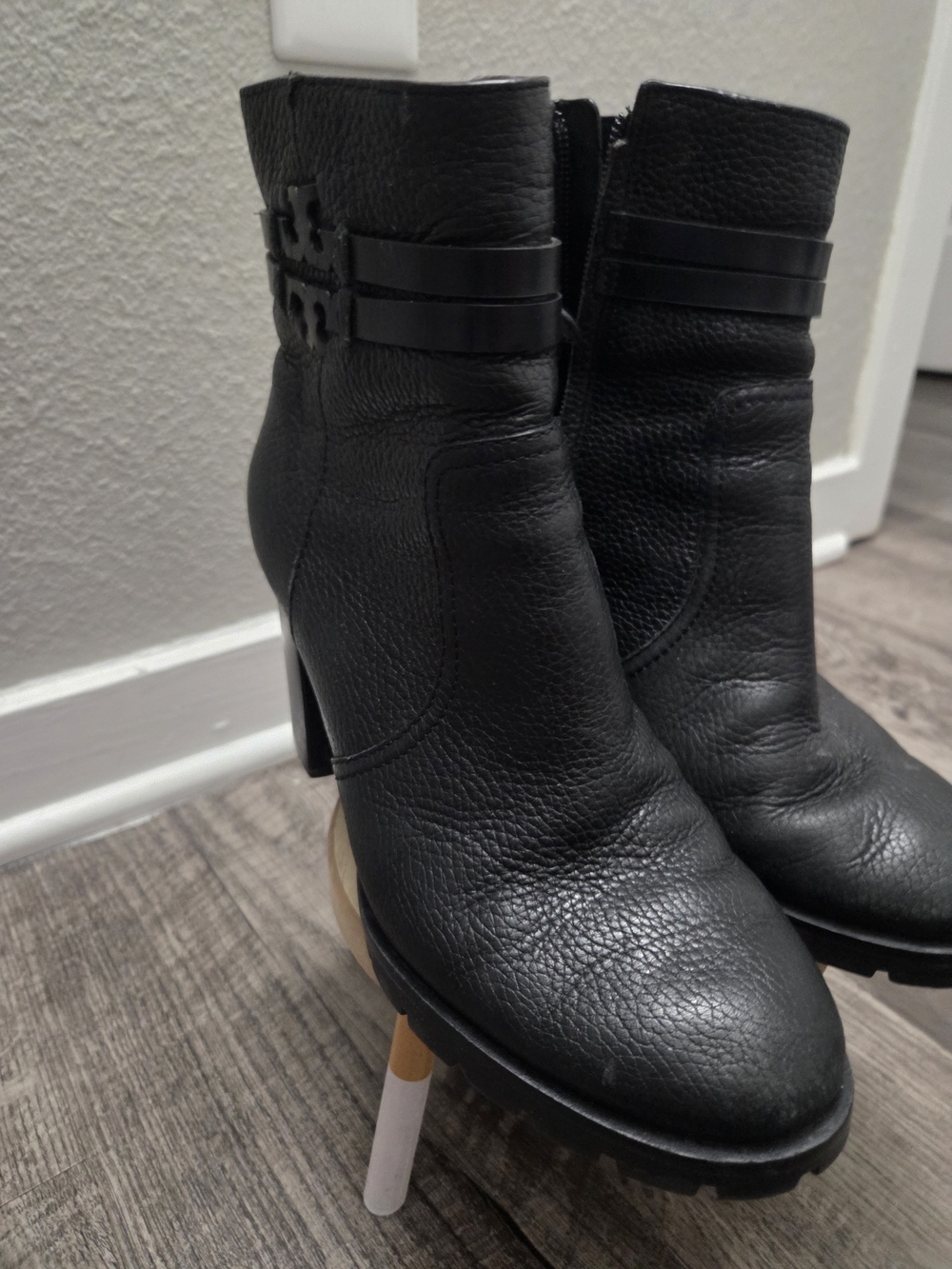 Tory Burch Black Pebbled Leather Logo Strap Ankle Boots - Picture 3 of 6